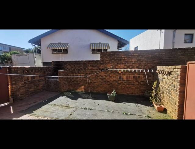 3 BEDROOM TOWNHOUSE FOR SALE IN FLORIDA